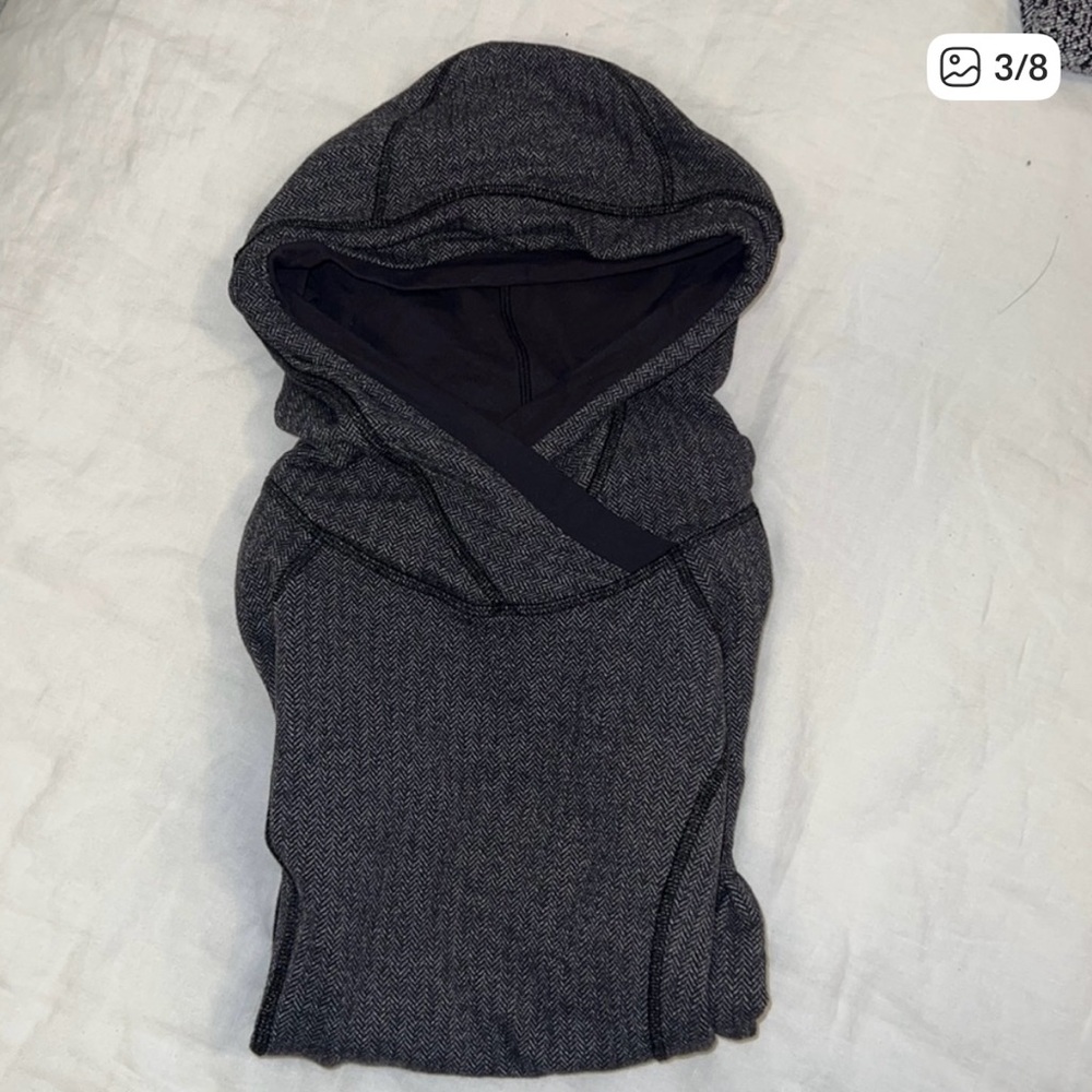 Lululemon Hooded Athletic Top - Picture 3 of 8